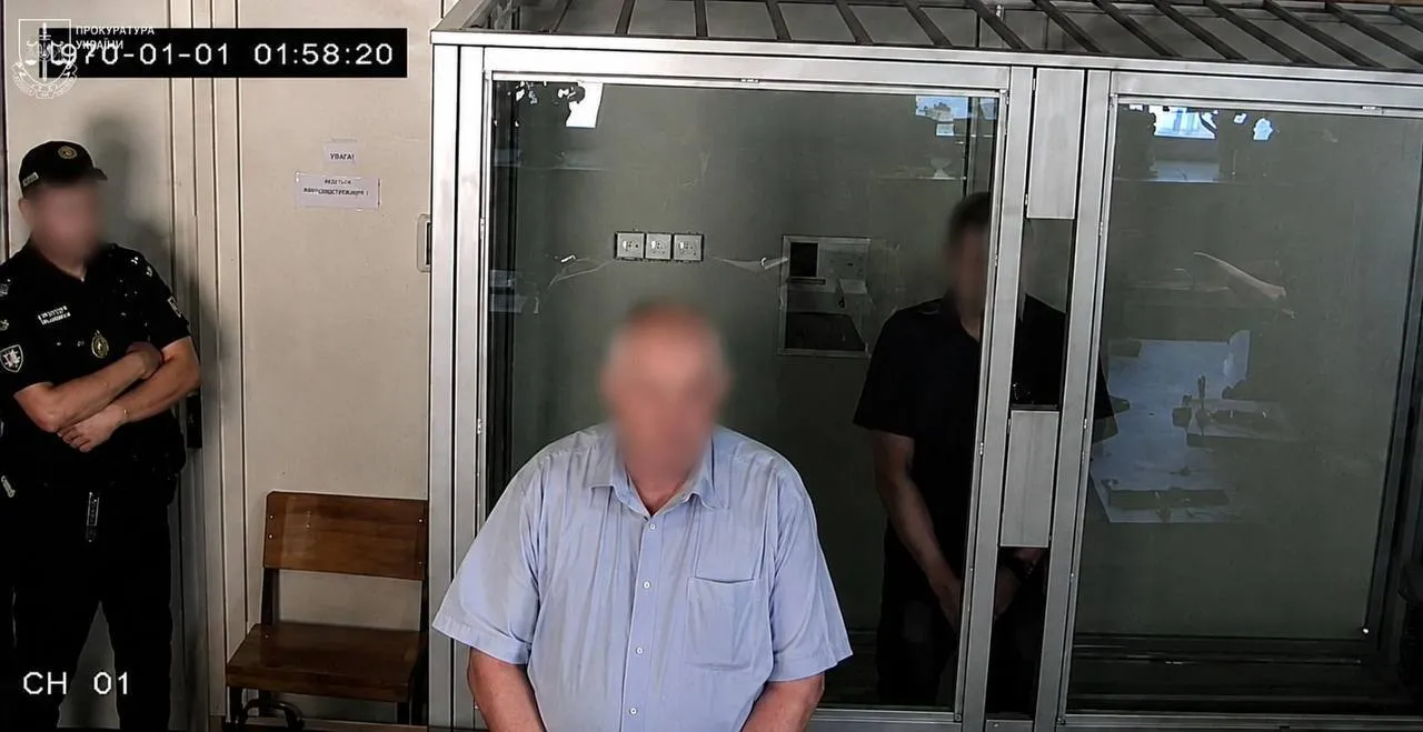 В результате нападения погиб 45-летний старший лейтенант полиции.