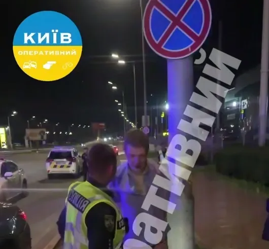 Нарушителя задержали полицейские.