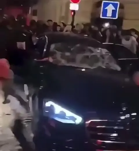 Масові заворушення у Парижі