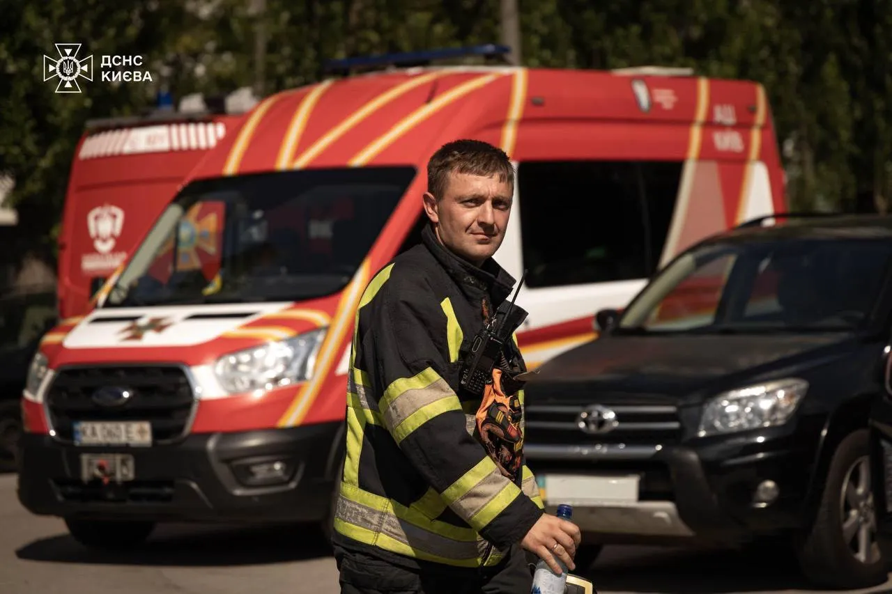 Рятувальники загасили пожежу на площі 800 квадратних метрів.