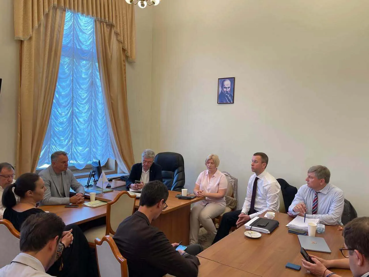 Корецький напередодні голосування в ВР зустрівся із фракцією «ЄС»