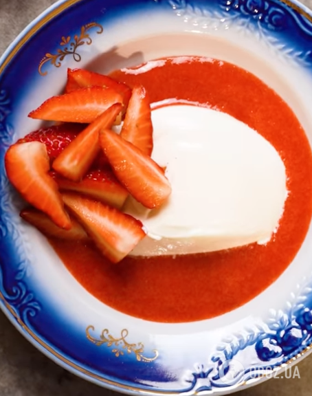 Вкусная клубничная панакота за 10 минут: рецепт летнего десерта без выпечки