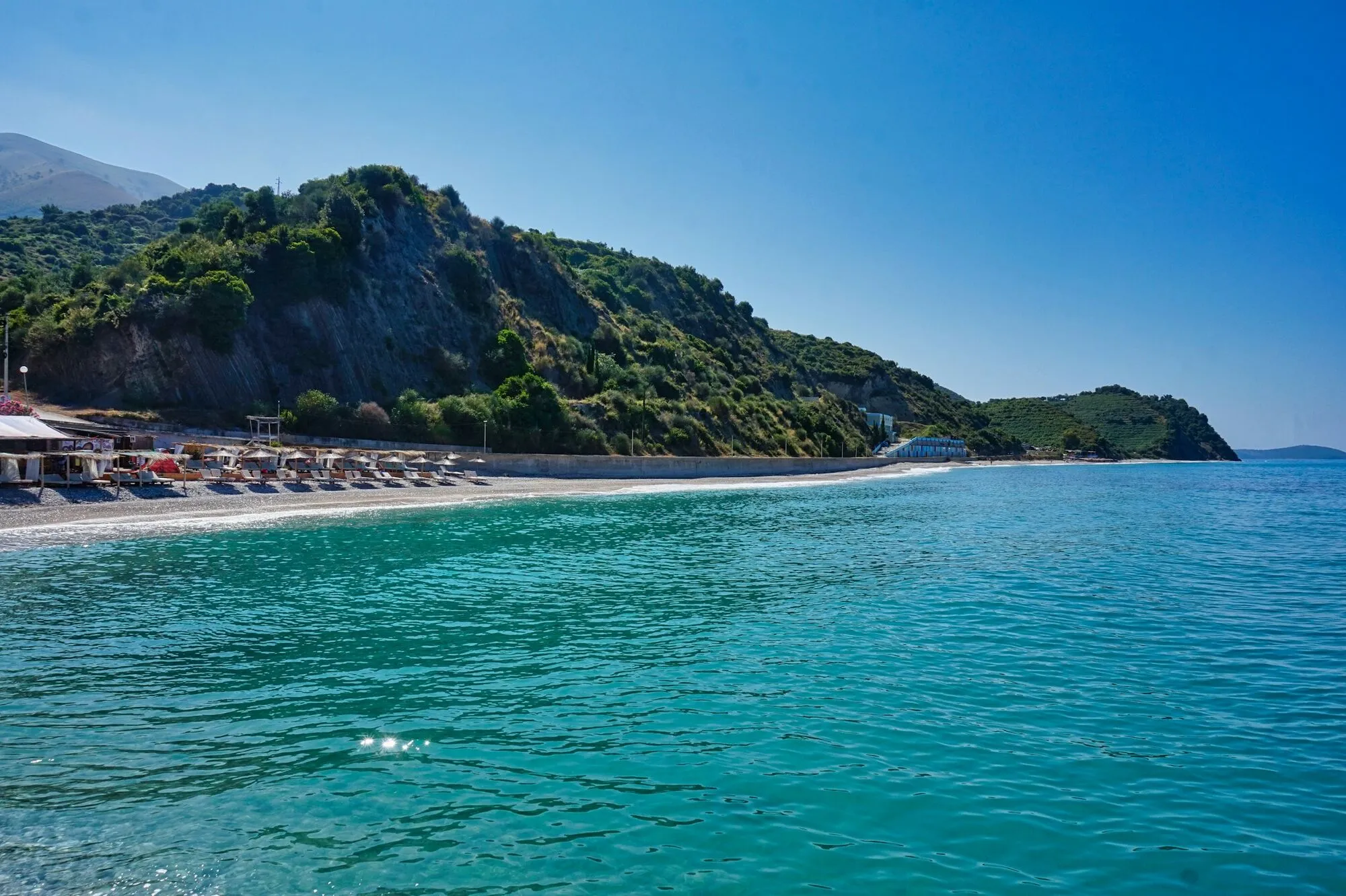 Пляж в Албанії.