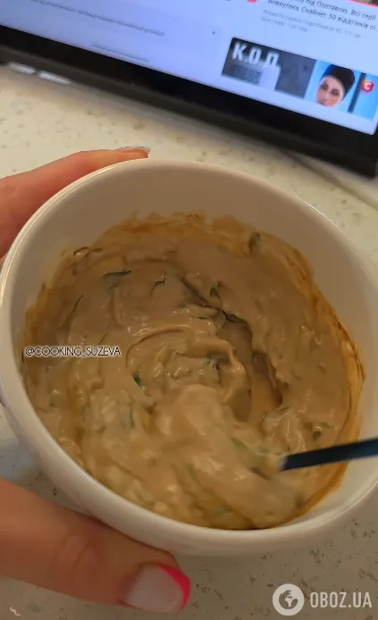 Вкусный салат из помидоров и баклажанов: добавьте пикантную заправку