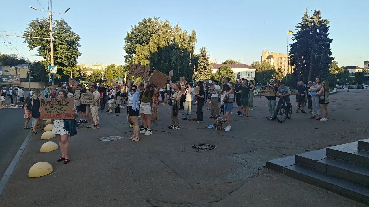 Житомир, протесты в отношении Федорова и Сырского