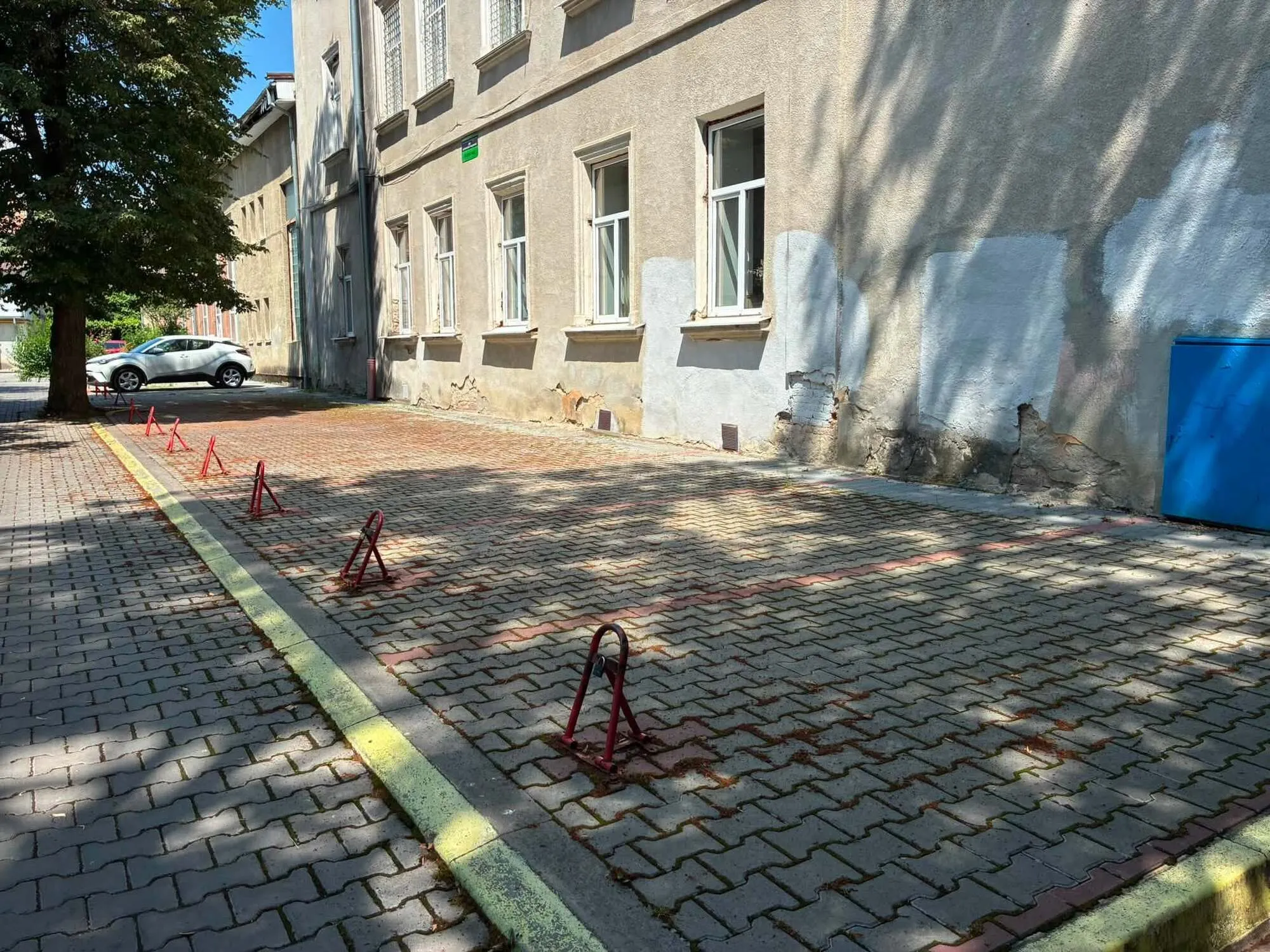 Парковочное место в Ивано-Франковске.