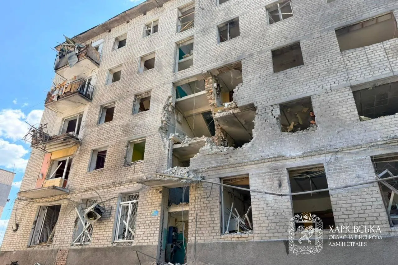 Ворог вдарив по Ізюму