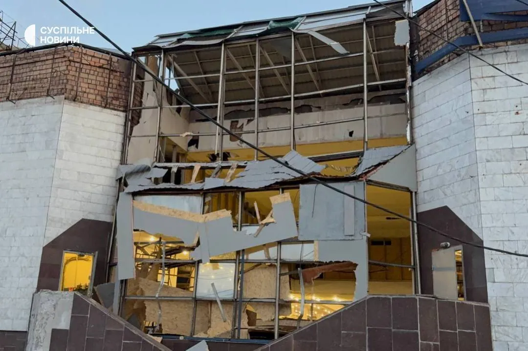 Станция метро "Лукьяновская" после ночной вражеской атаки