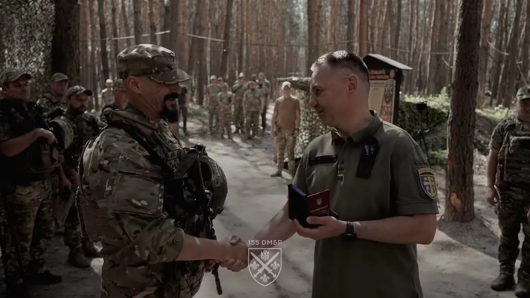 Военнослужащие бригады также были награждены орденами и медалями.