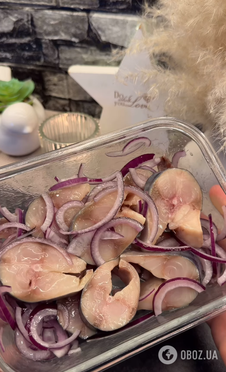 Как вкусно замариновать скумбрию: быстрый рецепт