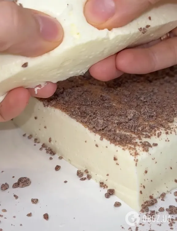 На вкус, как мороженое: нежный десерт без выпекания из минимума продуктов