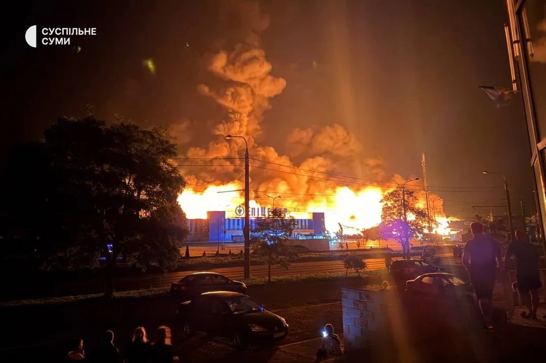 У Сумах росіяни завдали удару по житловому сектору