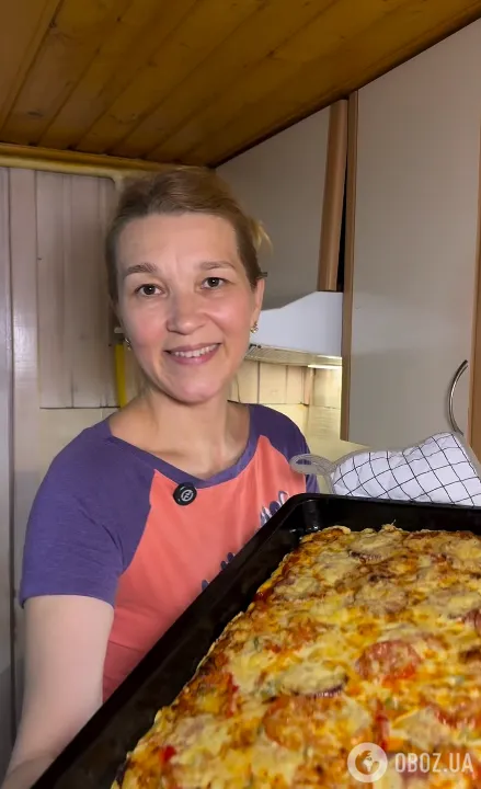 Вкусная домашняя пицца из дрожжевого теста: её можно очень быстро приготовить на обед