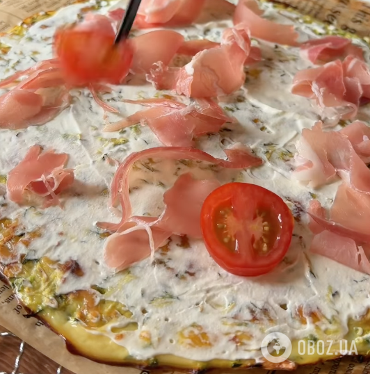 Легкая пицца из кабачка с очень вкусной начинкой: делимся простым рецептом