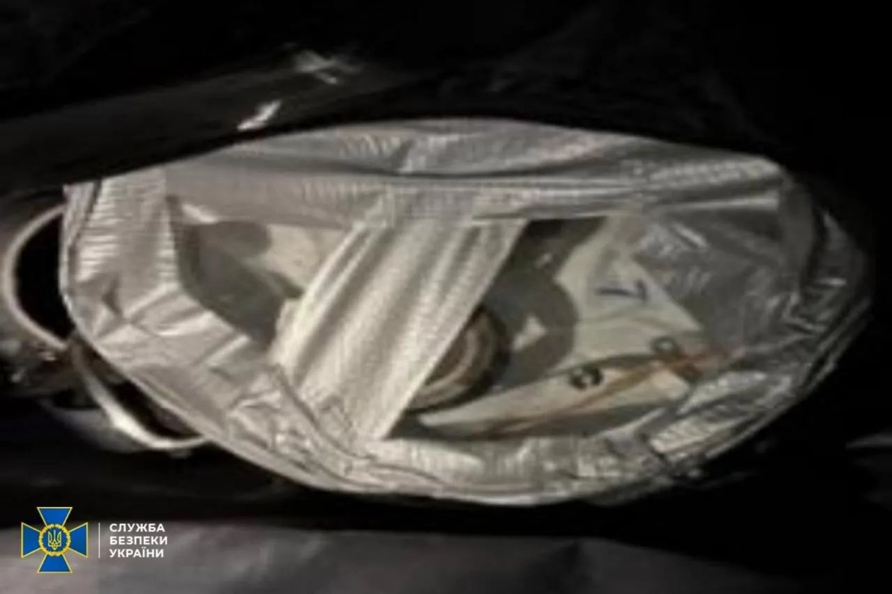 Предатель пытался взорвать авто военного