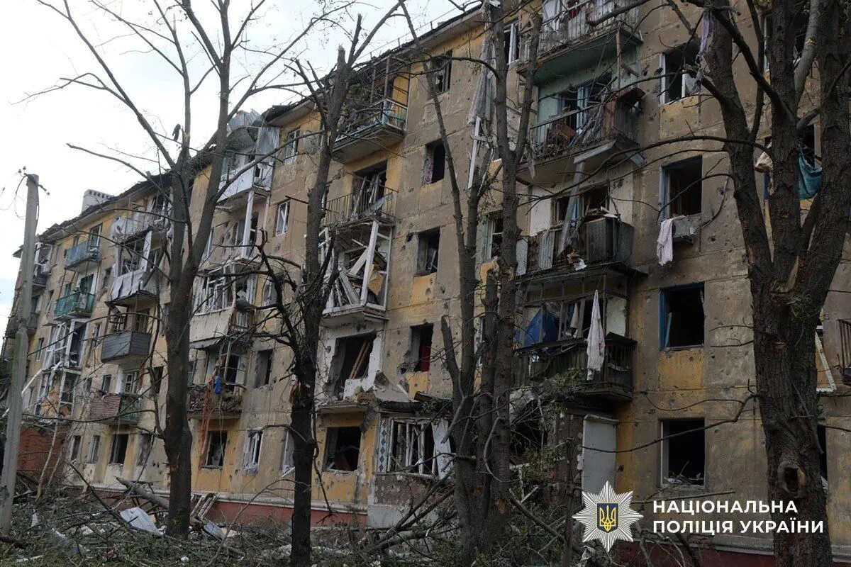 Последствия авиаудара по Славянску.