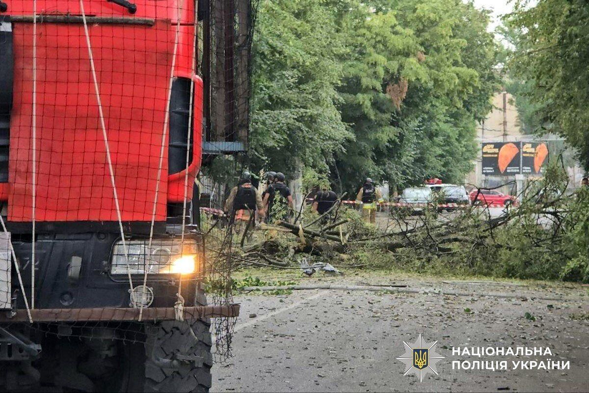 Російські війська скинули на центральну частину міста три авіабомби
