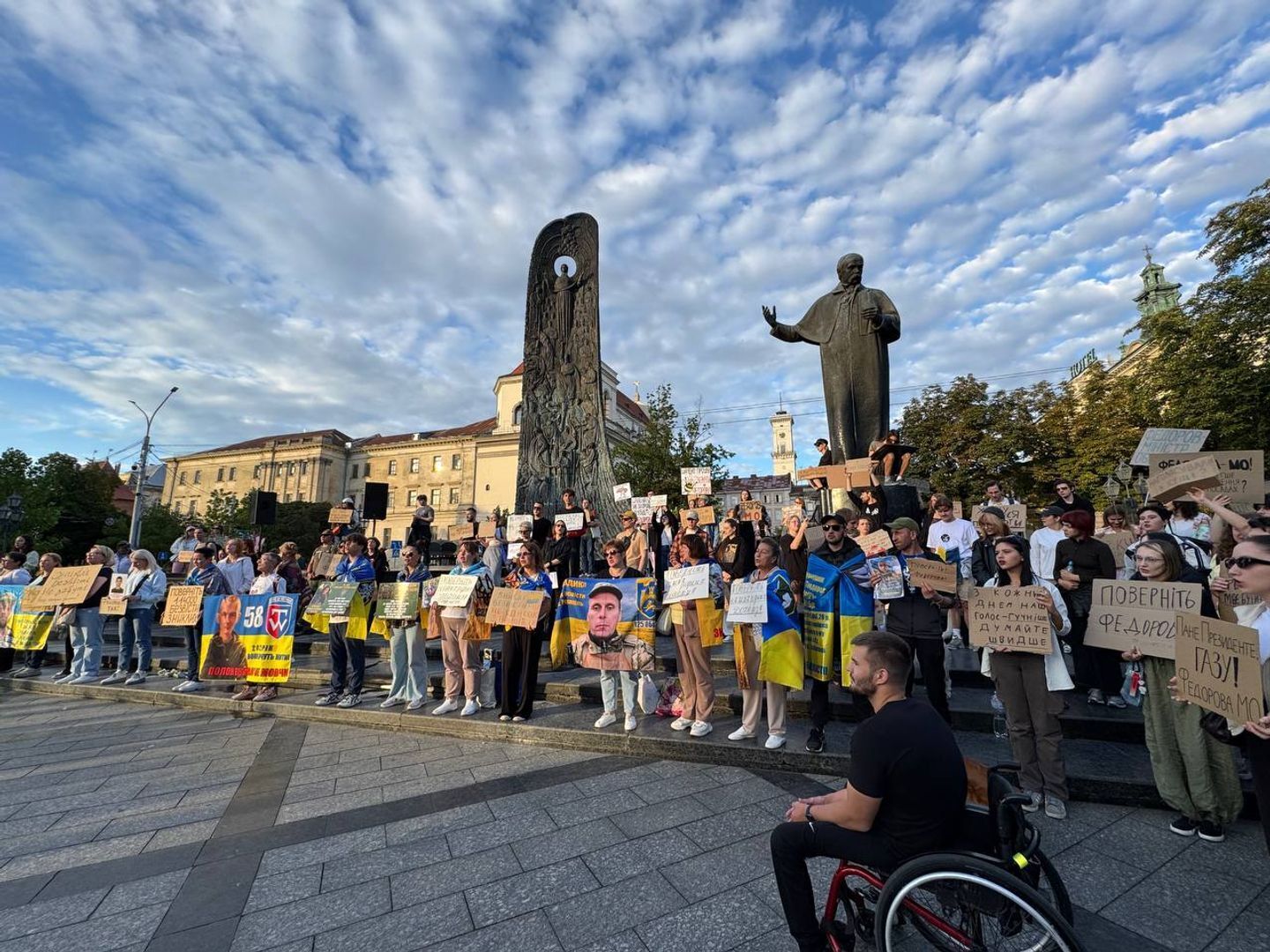 Мітинги за Федорова тривають десятий день поспіль