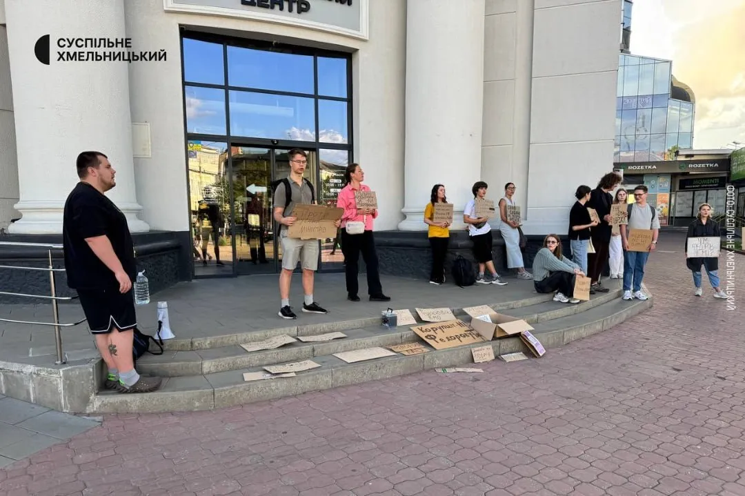 Митинги в поддержку Федорова продолжаются десятый день подряд