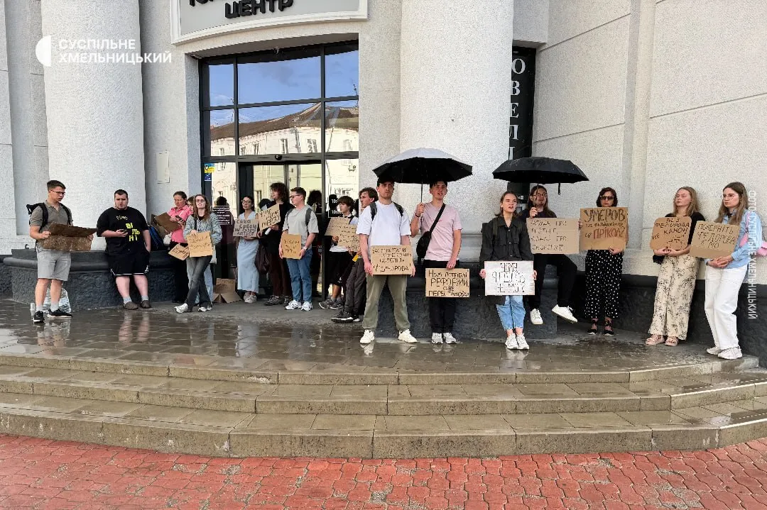 Митинги в поддержку Федорова продолжаются десятый день подряд