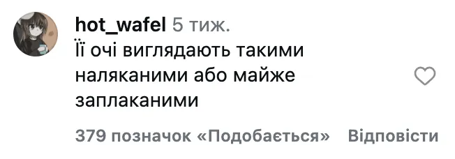 "За невинной улыбкой скрывается страх". Сеть обратила внимание на жуткую деталь в выступлении маленькой певицы в Северной Корее