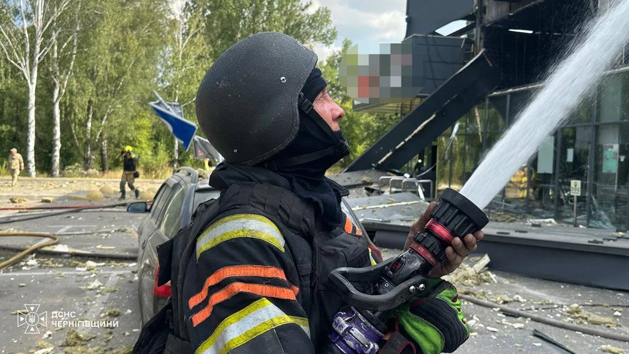 Спасатели завершили ликвидацию последствий российского удара.