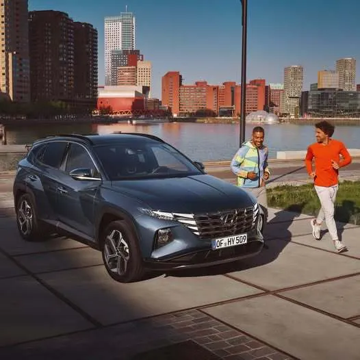 Hyundai Tucson Hybrid.
