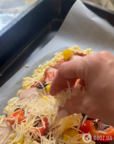 Вкусная пицца из творога: понадобится минимум муки