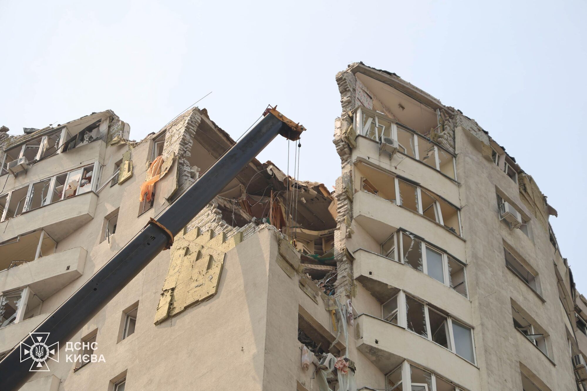 Пошуково-рятувальну операцію на місці російського удару завершили