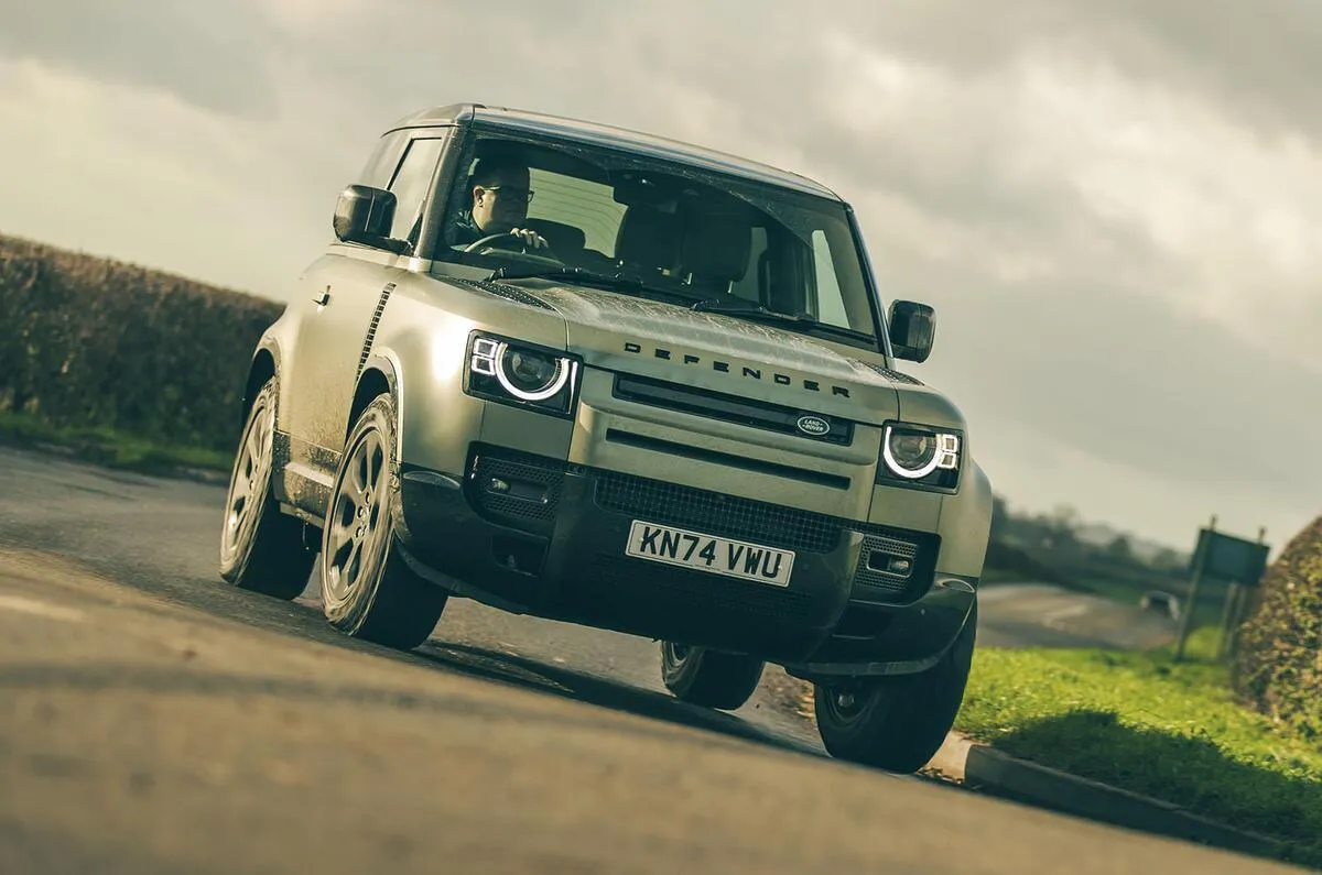 Land Rover Defender.