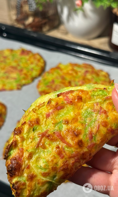 Сытные кабачковые блинчики с начинкой: как приготовить