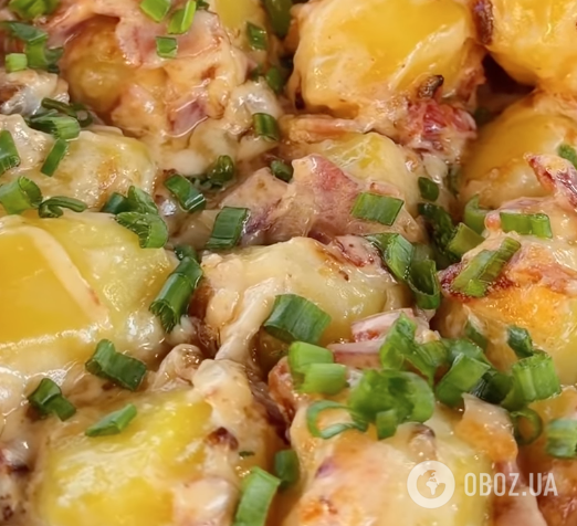 Молодой картофель с нежном сырном соусе: делимся рецептом вкусного и простого в приготовлении блюда