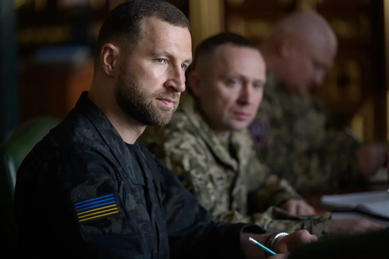Зеленський провів нараду з військовим керівництвом.