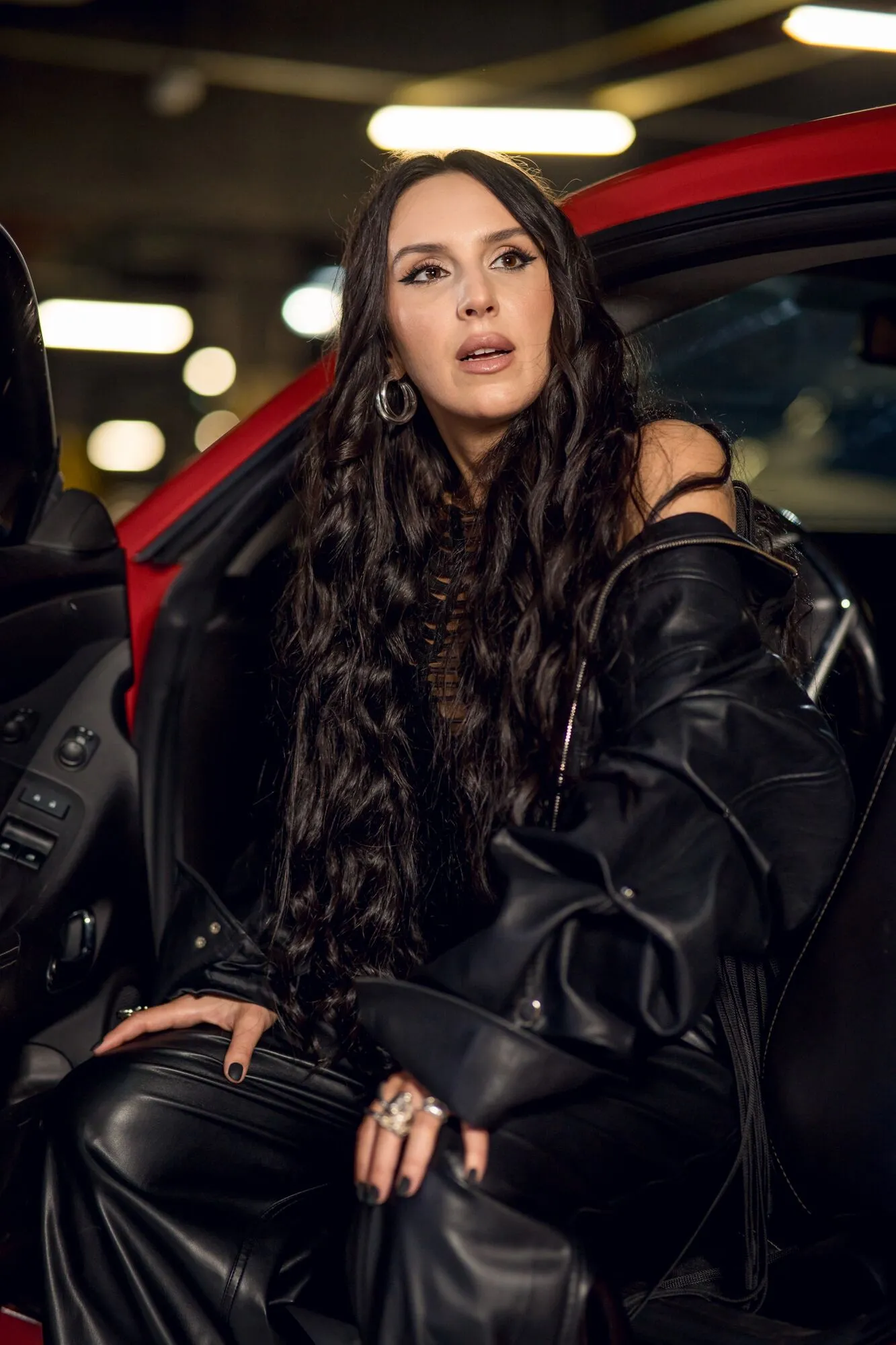 Для JAMALA ця робота стала першою повноцінною рок-колаборацією