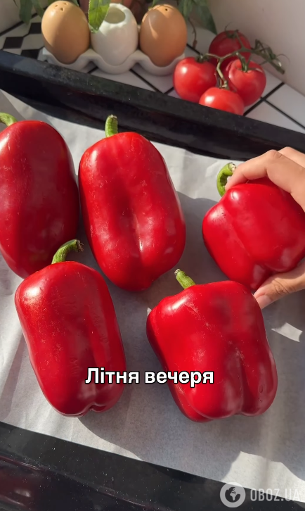 Викладаємо перці на деко