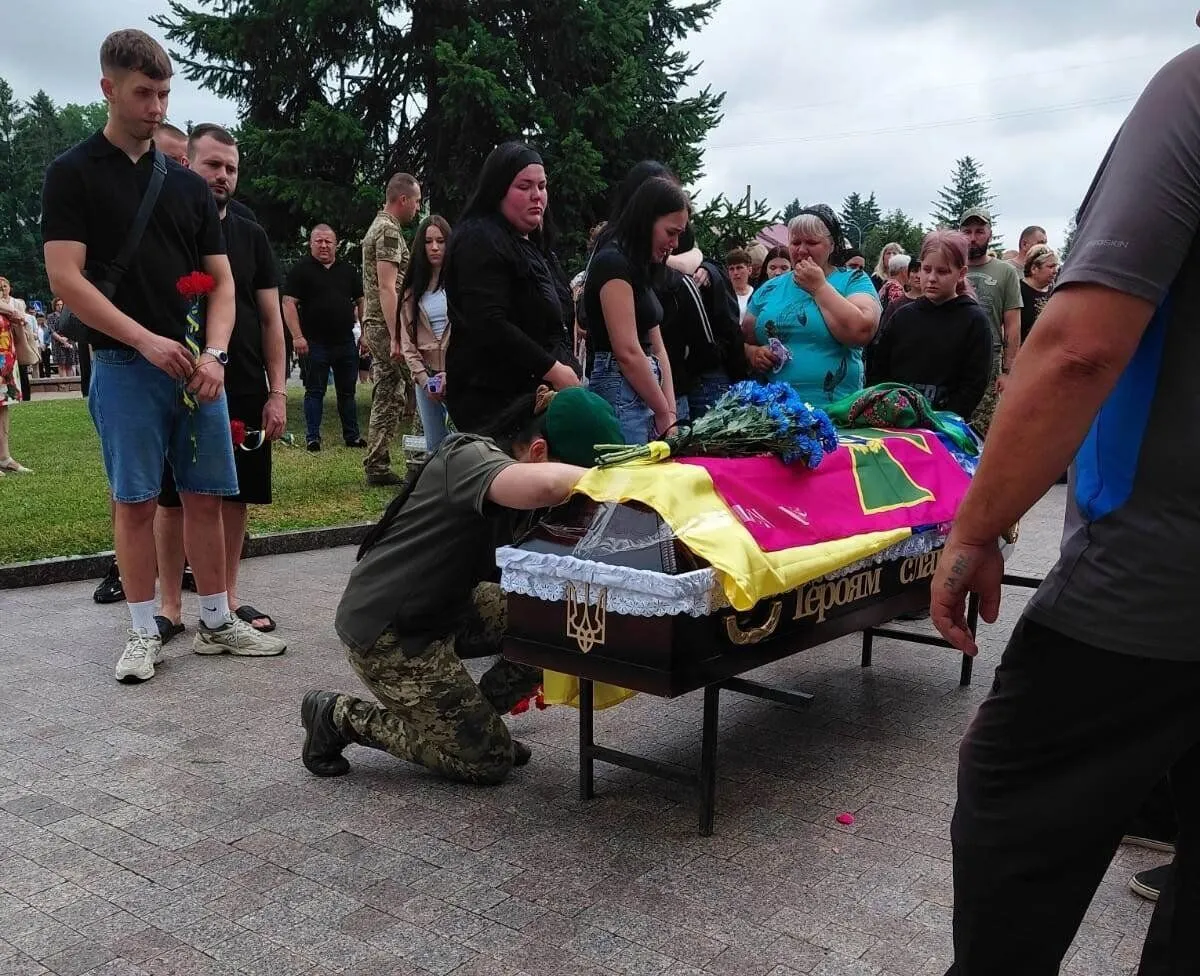 В Овручі попрощалися із воїном-прикордонником, що загинув на Донеччині