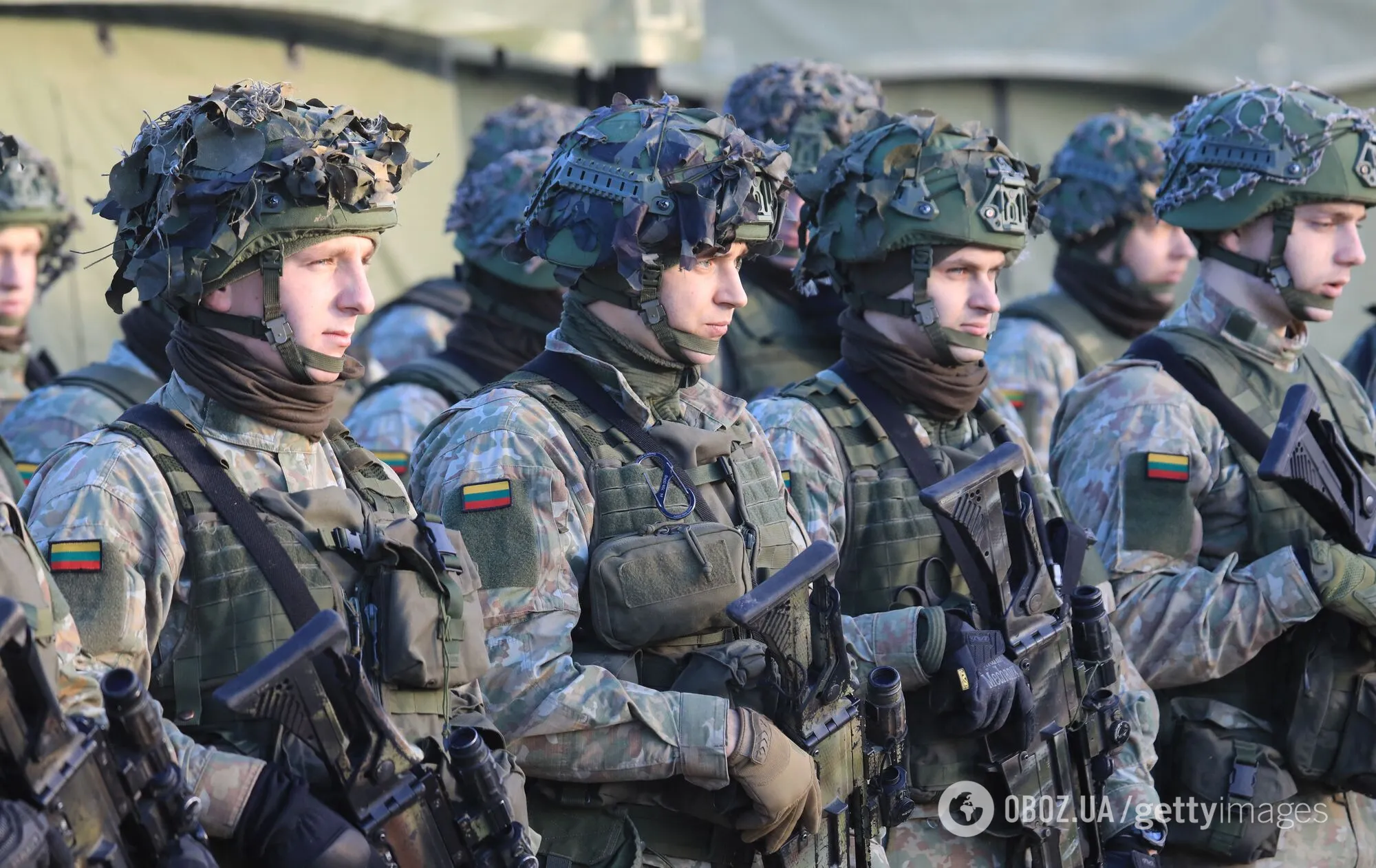 Литовські солдати на шикуванні.