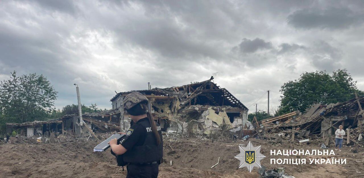 На місцях працює поліція