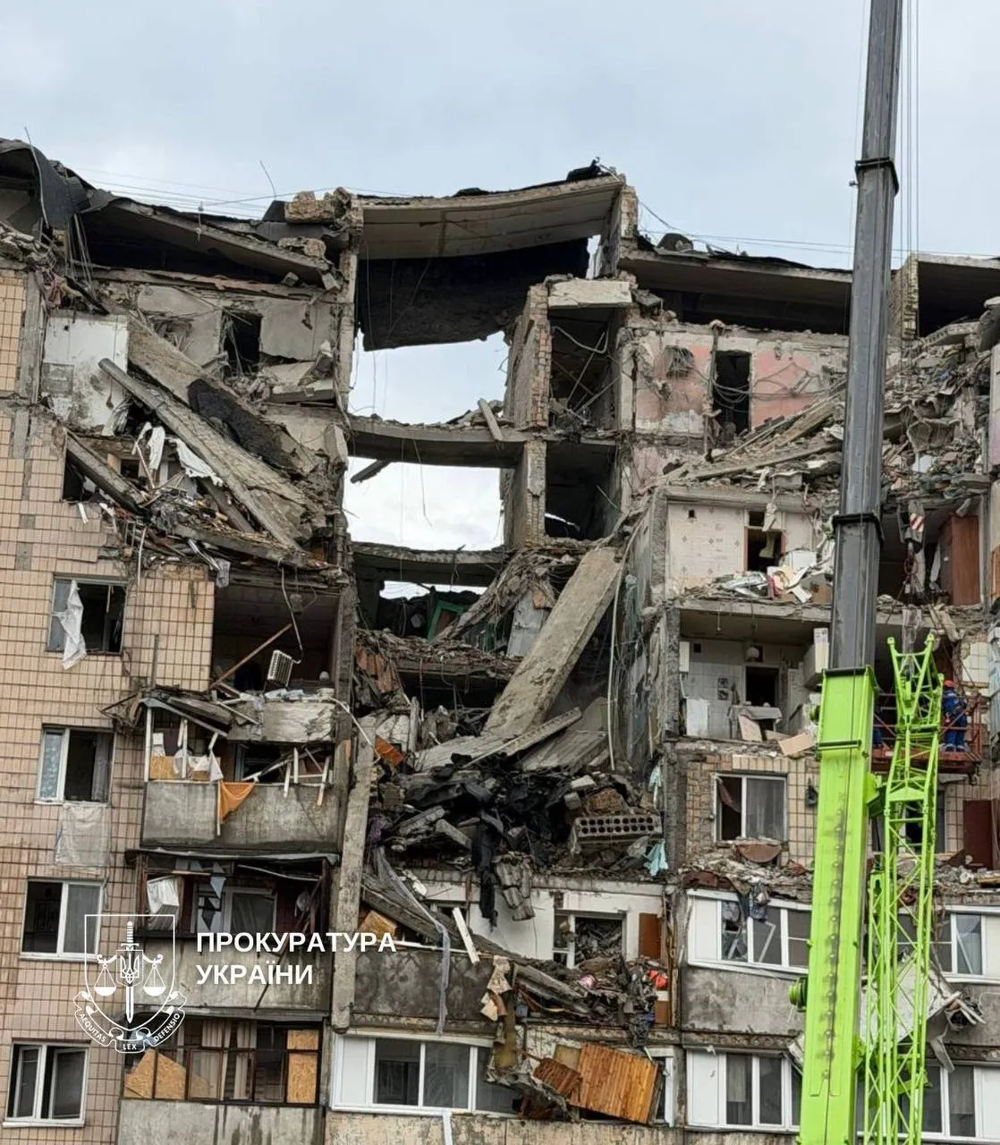 Росіяни били по житлових будинках у столиці