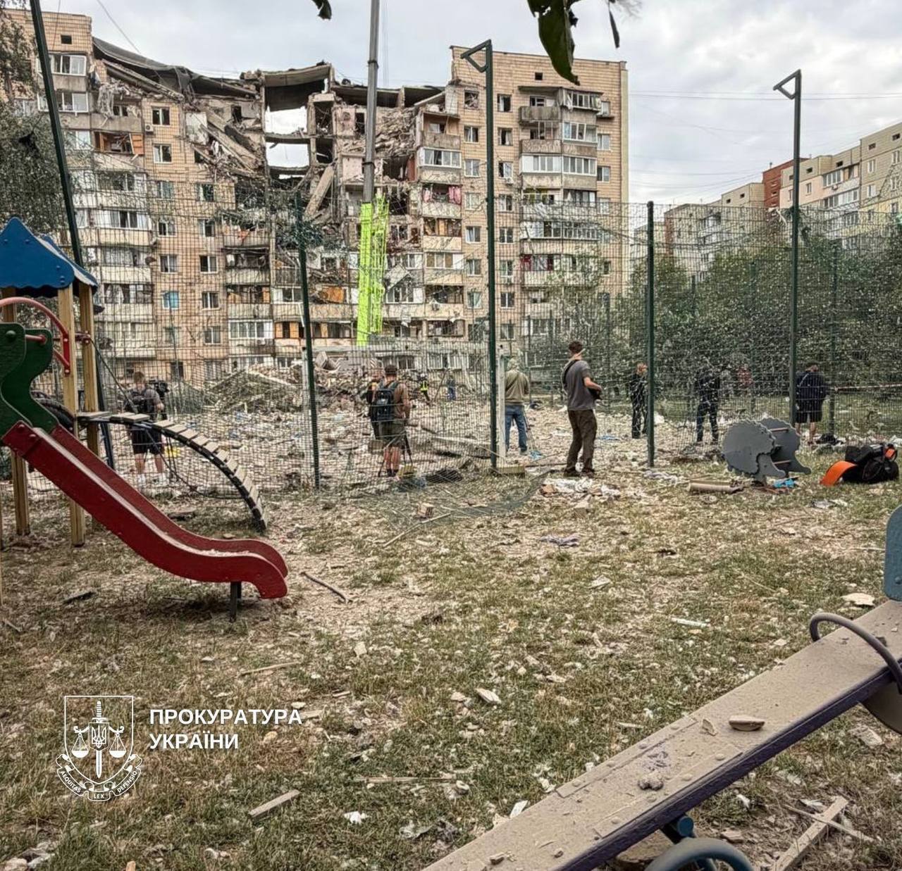 Росіяни били по житлових будинках у столиці