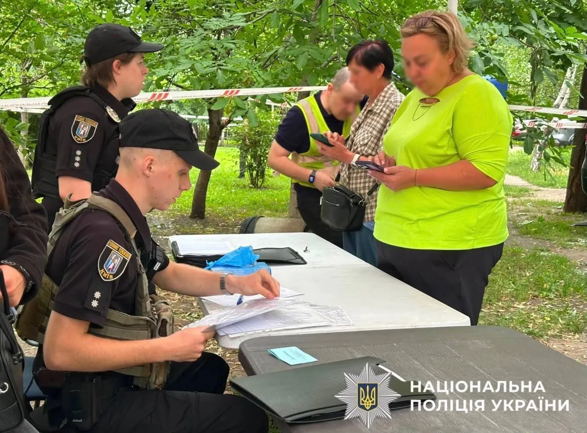 На місцях влучань працює поліція
