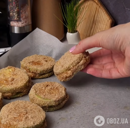 Сытные кабачковые сэндвичи с курицей и сыром: как приготовить