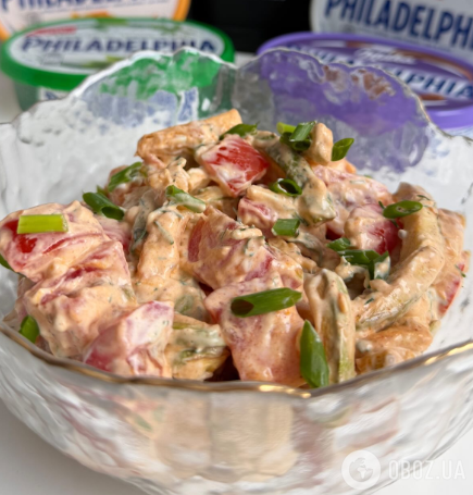 Вкусный летний салат из помидоров и кабачков: чем заправить