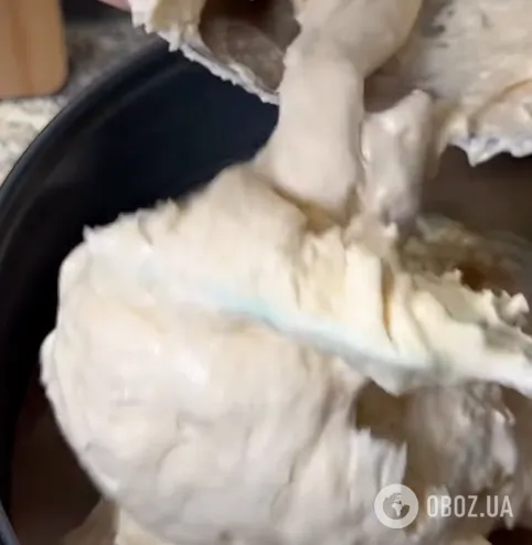 Пышная яблочная "Шарлотка" к чаю: делимся лучшим рецептом летнего десерта
