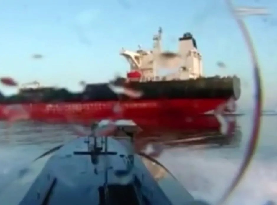 Дрон Sea Baby поразил российский танкер.