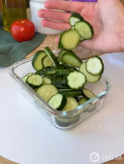 Как приготовить малосольные огурцы: вкусный рецепт с чесноком и укропом