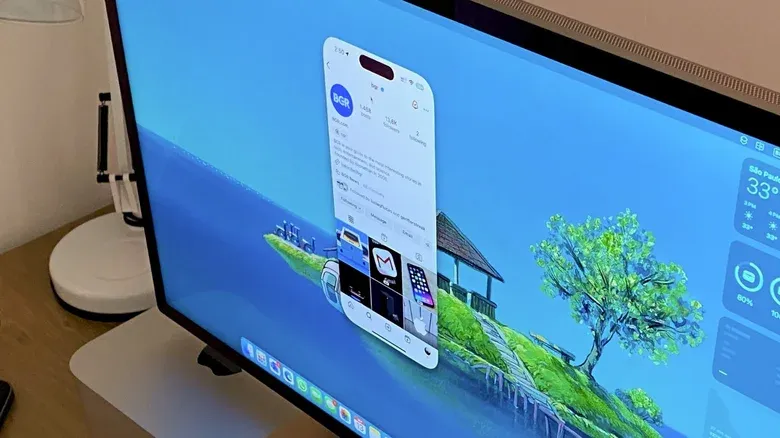 iPhone Mirroring
