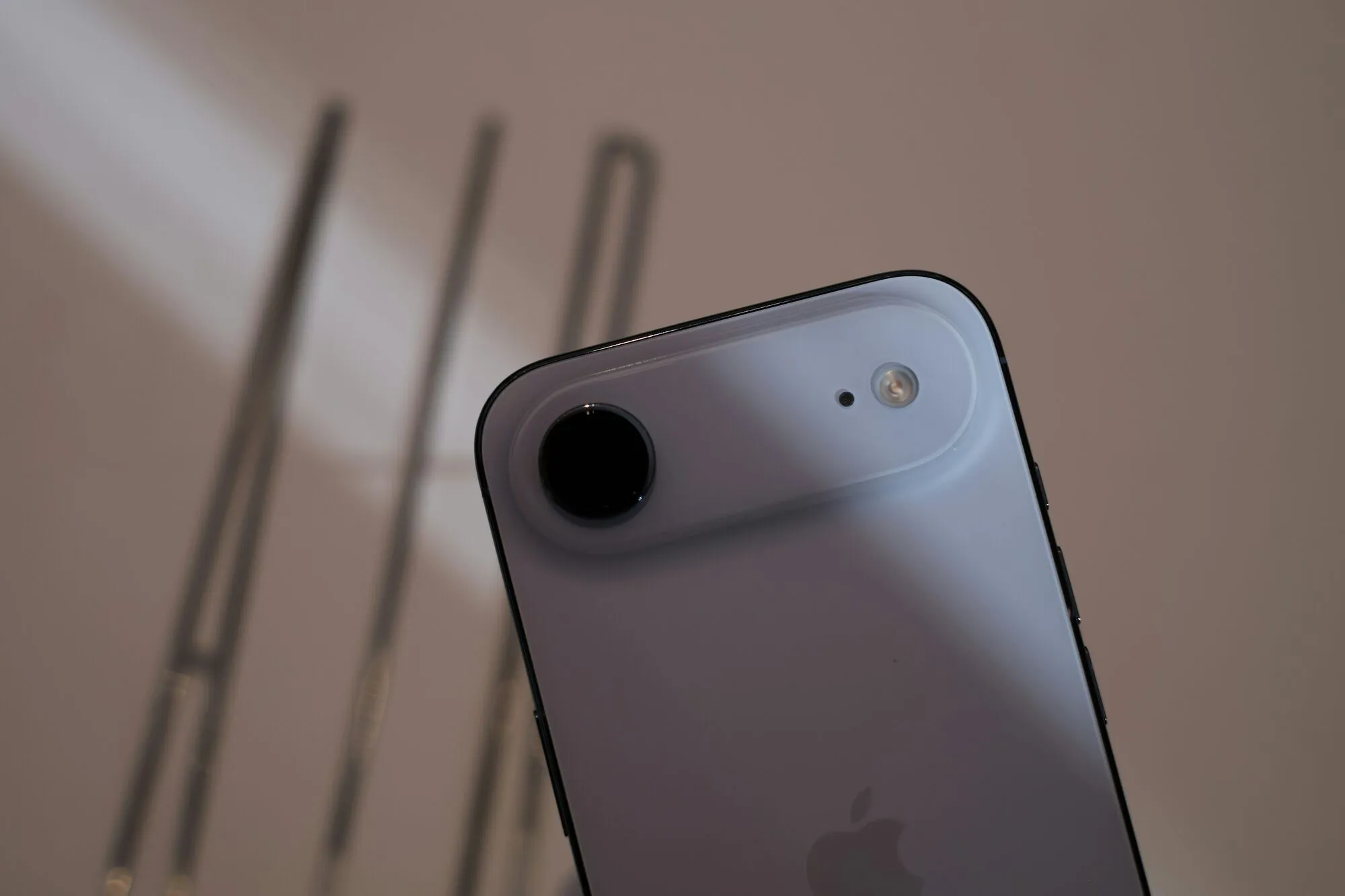 Новинку представят одновременно с базовыми моделями iPhone 18 и iPhone 18e.