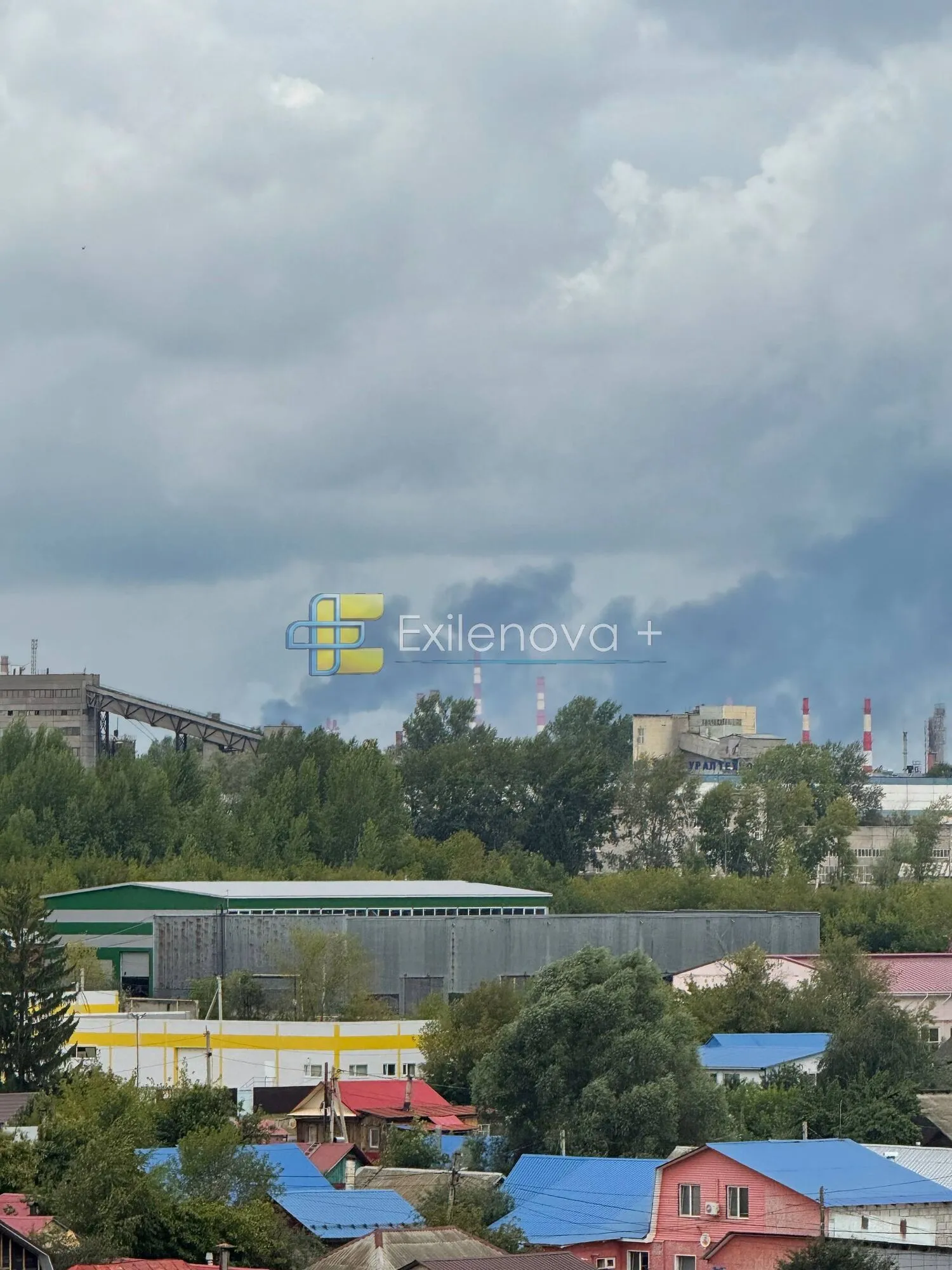 В Уфі атаковано НПЗ