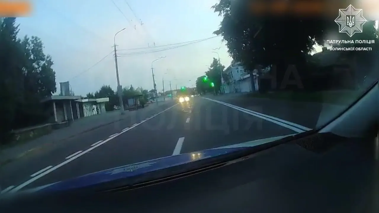 В  Луцке задержали водителя, пришлось стрелять в колесо